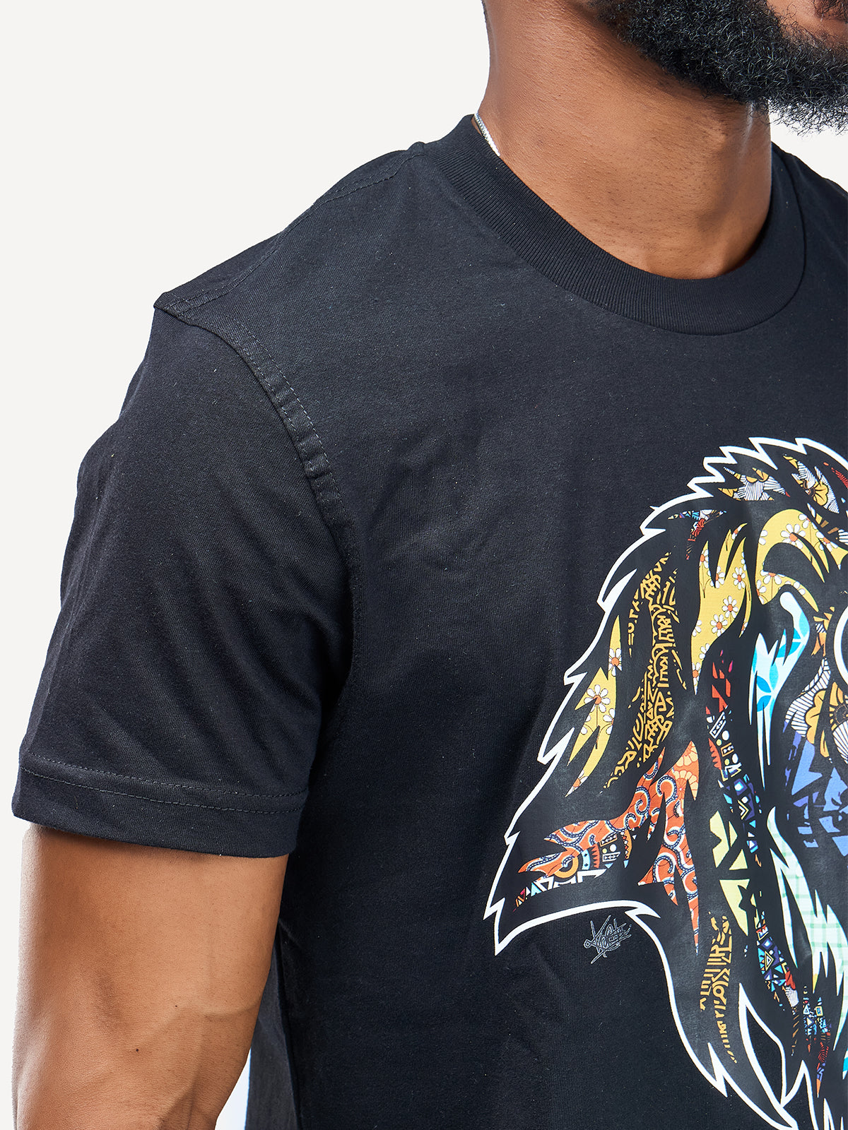 Kali Graphic Ts: Black with Simba