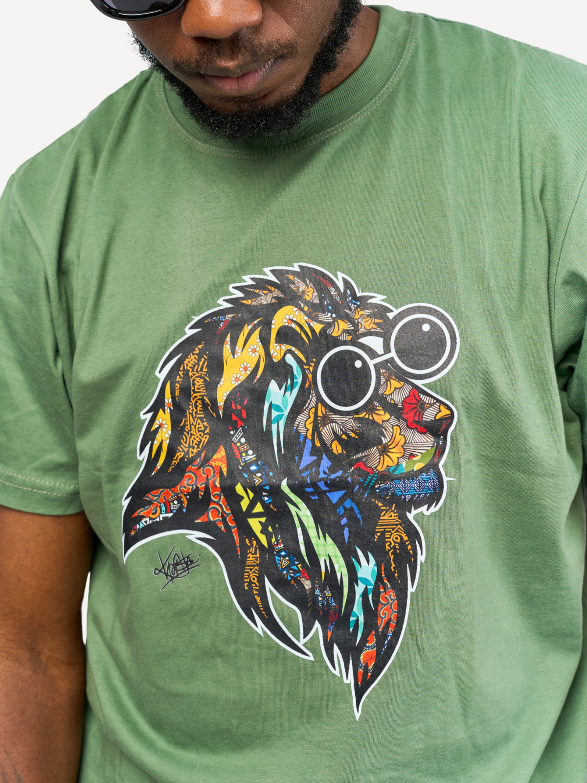 Kali Graphic Ts: Olive Green with Simba