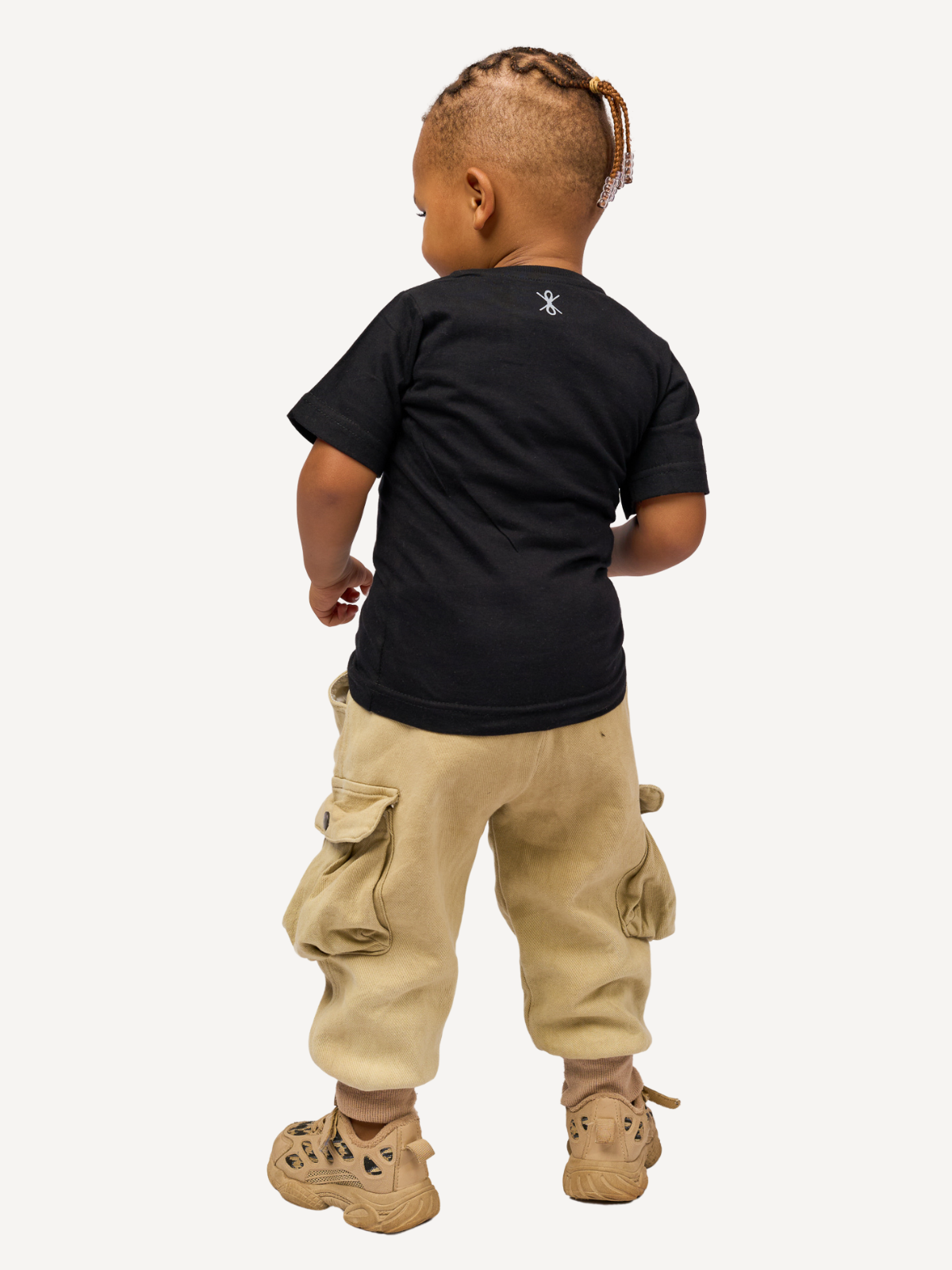 Kali Kids Ts: Black with Twiga